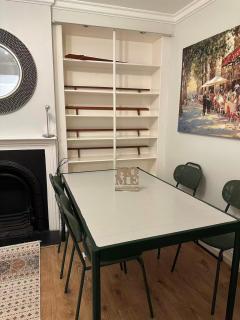 Dublin Central Spacious 2BR Apt in Temple Bar - 4