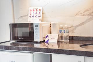 Cozy 1br With Inviting Balcony - 8