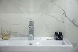 Cozy 1br & Sofabed With Two Inviting Balconies - 1