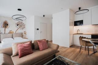 Towarowa Towers and Square - 7