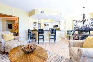 Silver Beach Towers E604 - 3