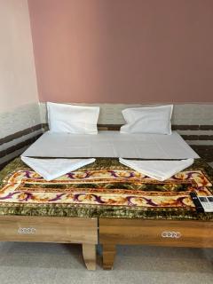 Gaurang Homestay - 5