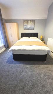 Central Guest House - 3