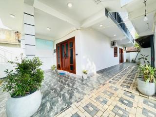 Sanu Surfing Villa - 0