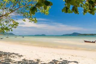 3 BR Seaview Apt with pool access ADMC 100-2 - 7