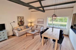 Hello Zeeland - Jhr de Casembrootplein 18 - 7