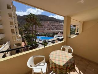 Castle Harbour 402 - 9