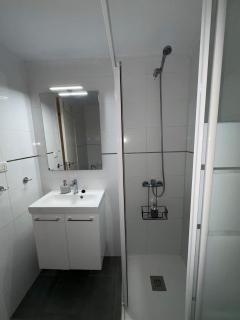 Castle Harbour 402 - 1