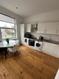 Cozy 1 Bed City Escape - 5