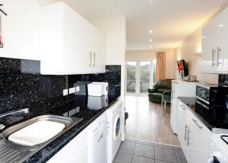 Anglesey Bungalows - 7