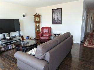 Oceanview Cottage - 1