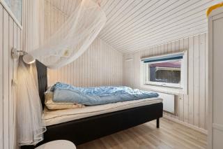 Cozy Holiday Home Near Beach And Town - 3