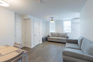Spacious 5BR Boston Home Near Fenway Parking - 3