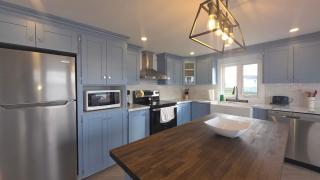 Whales & Trails Vacation Home - 2