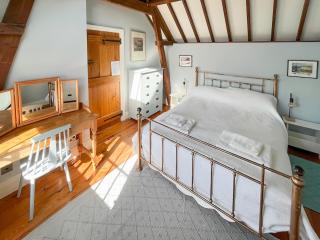 The Old Coach House - 2