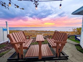 Chalet Studio #6 Waterfront with Spa Fireplace & Wifi - Cap-Saint-Ignace - 8