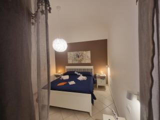 DownTown House by Holiday World - 8