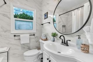 Newly Furnished 3BR 1BA - Spa - AC - Large Backyard - 4