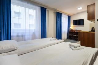 Noclegi Hit Rooms & Apartments - 9