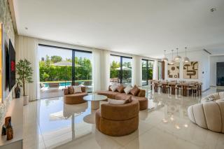 Villa Royal - Ultra Luxe - Cinéma - Hammam - 2 Jacuzzis - 7 salles de bains - Fitness - 900 m2 - 2