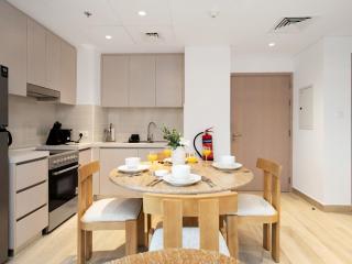 Elite Nest - Luxurious & Spacious 1BR just 1 min to Ferrari World - 5