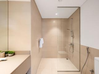 Elite Nest - Luxurious & Spacious 1BR just 1 min to Ferrari World - 4