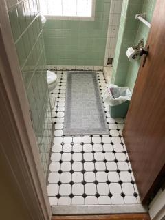 Cozy room near Airport & Highway - 6