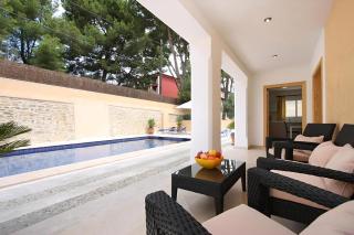 Schönes Ferienhaus Casa Medina Mit Pool - 4