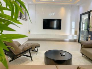 la Villa WOOR Saly Joseph - 4