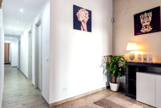 [The historical center of Palermo] La Dolce Vita - 3