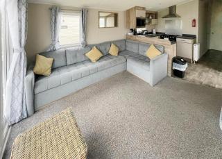 Unity Skirlington Coast Yorkshire - 9