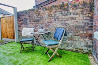 Modern 3-Bed Home Sleeps 6 with Parking & Fast WiFi Perfect for Contractors & Long Stays - 5