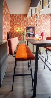 De Oranjestad - In de winkelstraat - 9