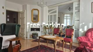 Big & Bright City Center Apartment - 0