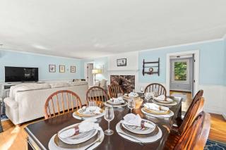 Game Room Walk to Two Landings - 4