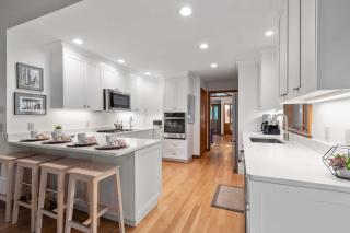 Game Room Central AC Short Drive to Beaches - 9