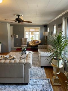 Splendid Room in House 10 mins to Airport - 3