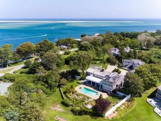Pool Hot Tub Theater Room Water Views and more - 0