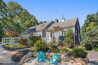 Fire Pit Sun Room Central AC and Games - 4