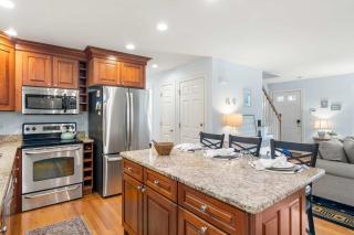 1 Mile to Red River Beach Game Room Central AC - 2