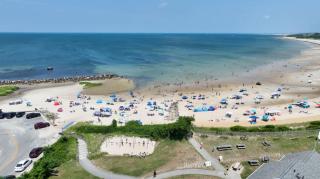 Near Corporation Beach Game Room - 6