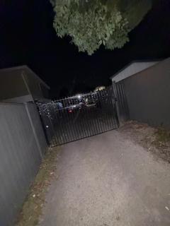 Exquisite and Classic Apartment - 4