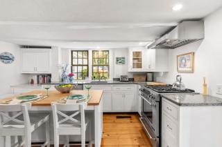 Steps From Downtown Minutes From Grays Beach - 1