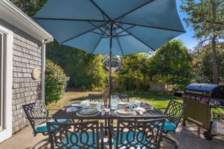 Family-Friendly Central AC Near Beach - 7