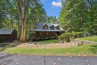 Cushing Home - Family Cabin Near Wachusett Mtn home - 0