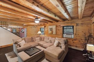 Cushing Home - Family Cabin Near Wachusett Mtn home - 4