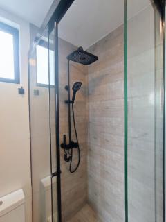 Monoambiente amplio de lujo con wifi - 1