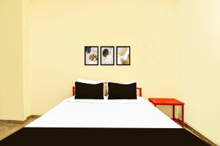 Hotel O YRV STAYS - 9