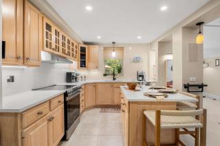 Sprawling Newly Renovated Home Walk to Main St - 5