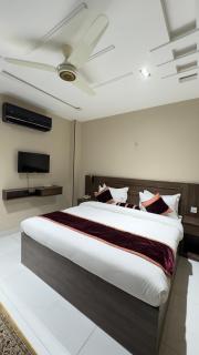 Marigold hotel and restaurant - 7